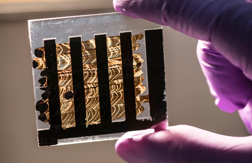 52757-perovskite-patent A perovskite solar cell.